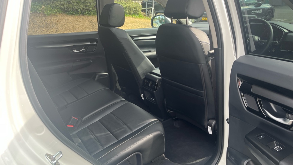 Honda CR-V 2.0 eHEV Advance 5dr eCVT Hybrid Estate - Image 15