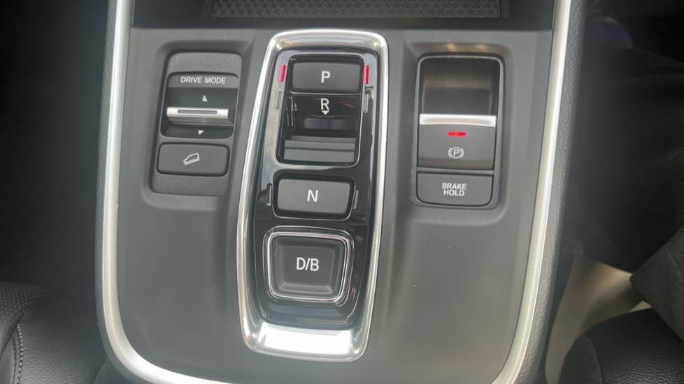 Honda CR-V 2.0 eHEV Advance 5dr eCVT Hybrid Estate - Image 34