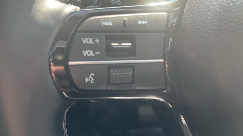 Honda CR-V 2.0 eHEV Advance 5dr eCVT Hybrid Estate - Image 35