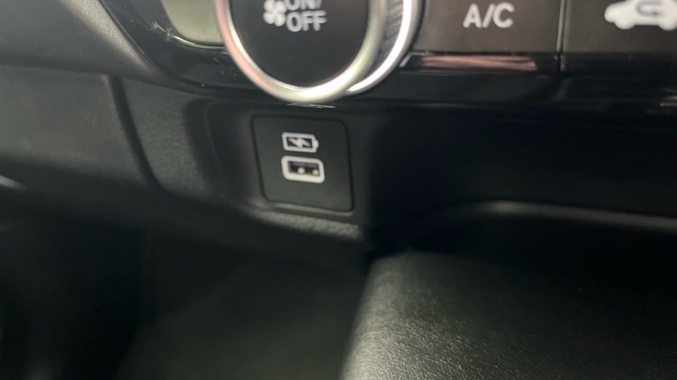 Honda HR-V 1.5 eHEV Elegance 5dr CVT Hybrid Hatchback - Image 29