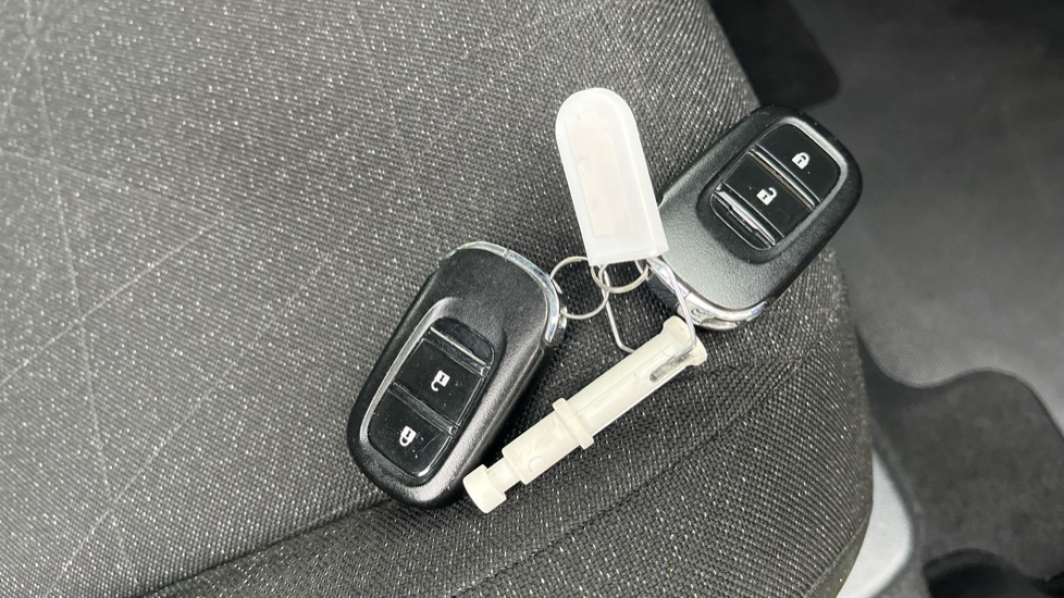Honda HR-V 1.5 eHEV Elegance 5dr CVT Hybrid Hatchback - Image 39
