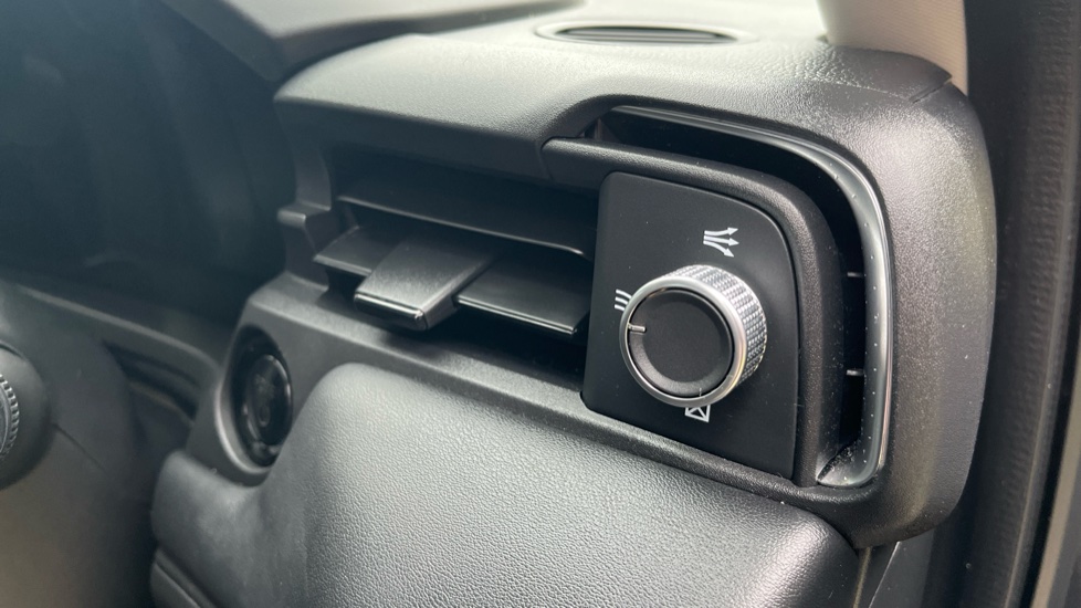 Honda HR-V 1.5 eHEV Elegance 5dr CVT Hybrid Hatchback - Image 40