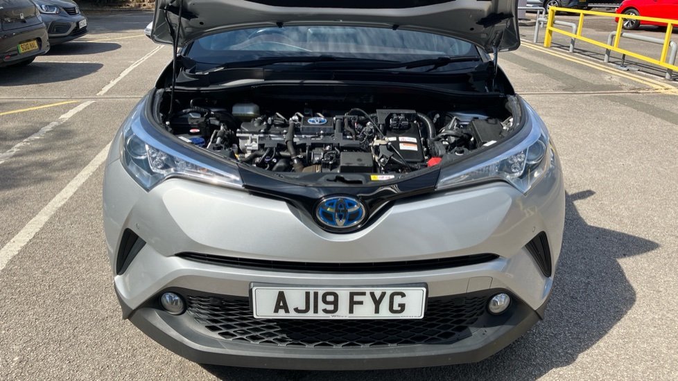 Toyota C-HR 1.8 Hybrid Excel 5dr CVT [Leather] Hybrid Hatchback - Image 8