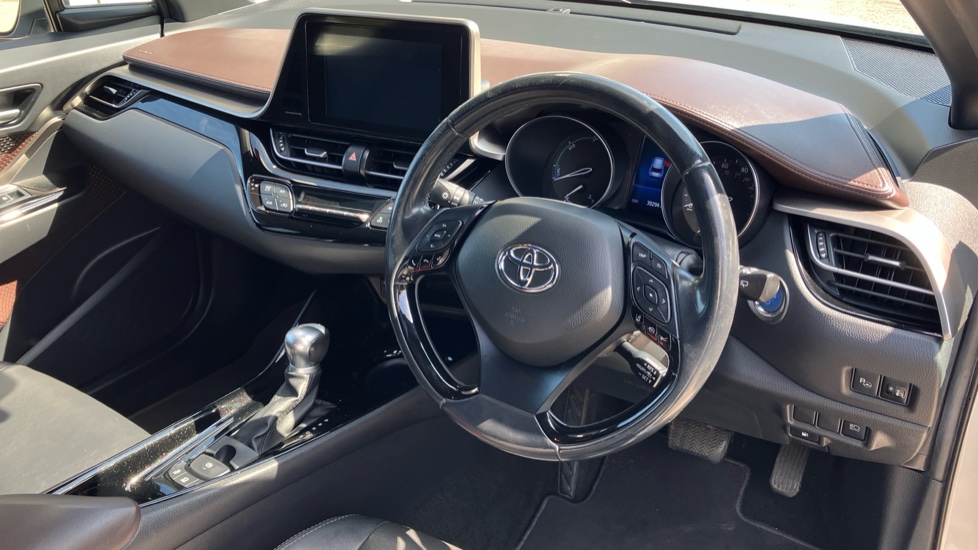 Toyota C-HR 1.8 Hybrid Excel 5dr CVT [Leather] Hybrid Hatchback - Image 11