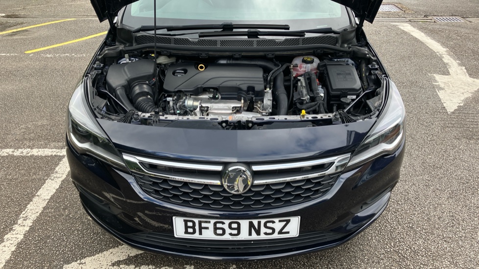 Vauxhall Astra 1.4T 16V 150 Griffin 5dr Auto [Start Stop] Petrol Hatchback - Image 8