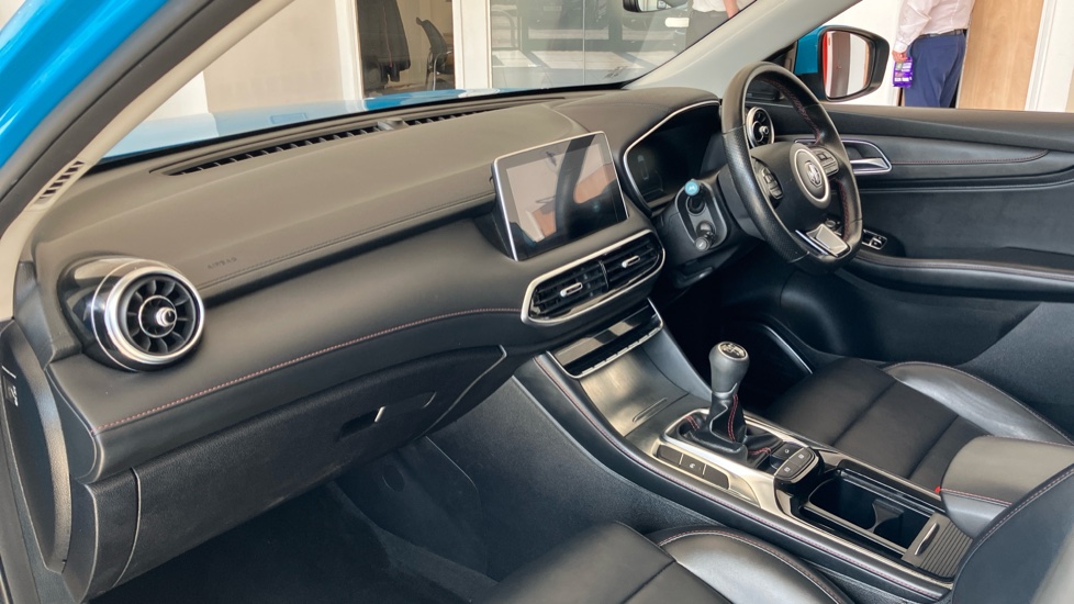 MG HS 1.5 T-GDI Excite 5dr Petrol Hatchback - Image 9