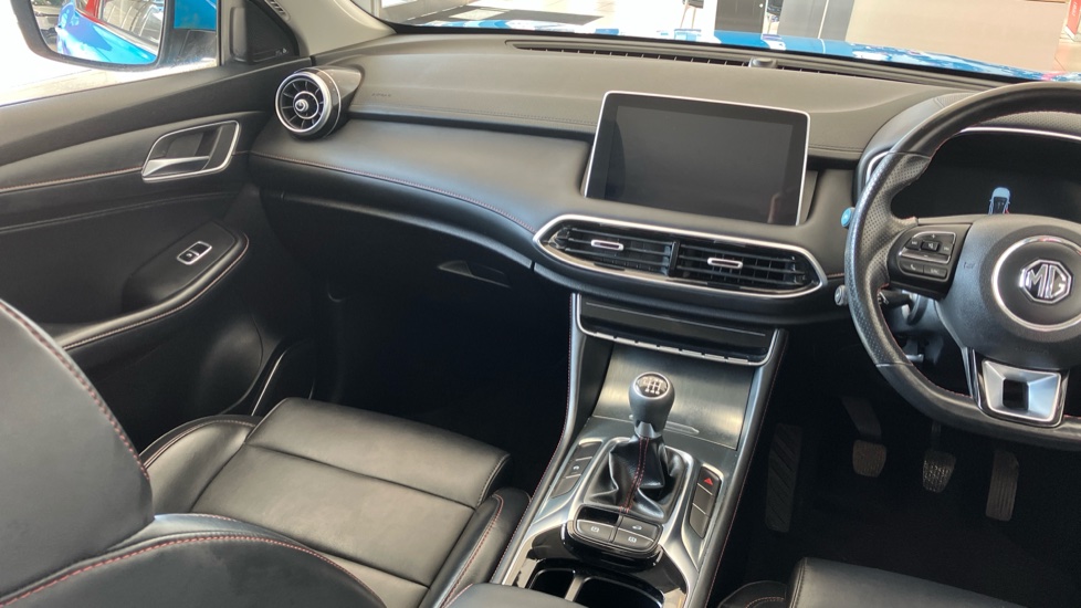 MG HS 1.5 T-GDI Excite 5dr Petrol Hatchback - Image 14