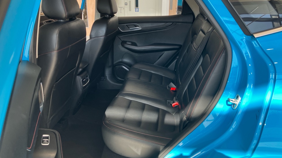 MG HS 1.5 T-GDI Excite 5dr Petrol Hatchback - Image 16