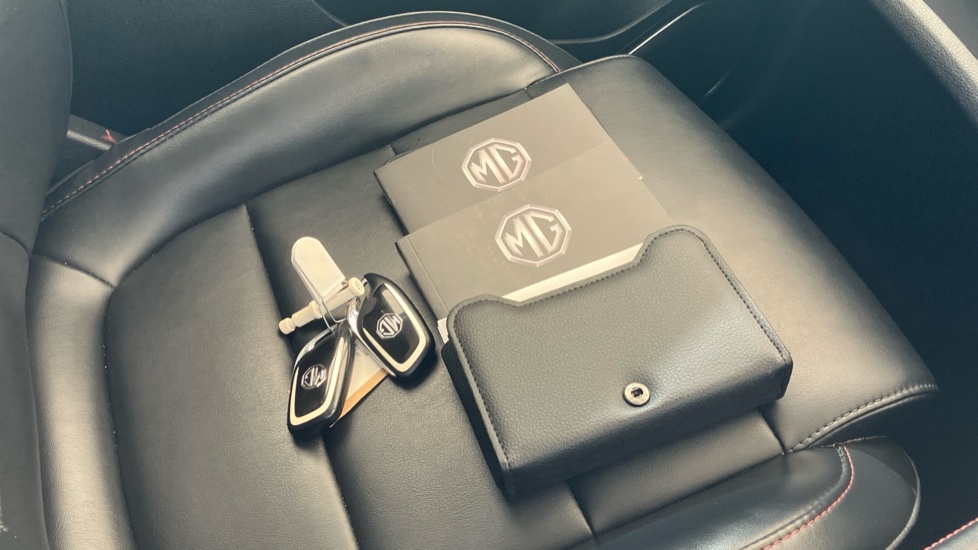 MG HS 1.5 T-GDI Excite 5dr Petrol Hatchback - Image 19