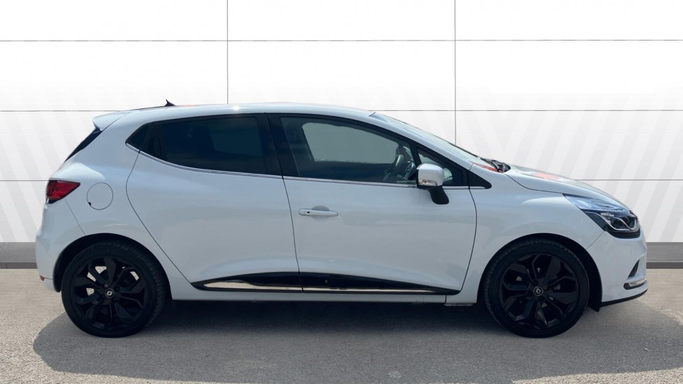 Renault Clio 0.9 TCE 90 Iconic 5dr Petrol Hatchback - Image 5