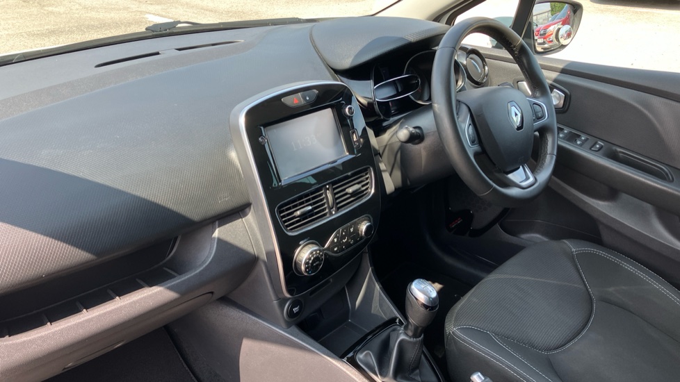 Renault Clio 0.9 TCE 90 Iconic 5dr Petrol Hatchback - Image 9