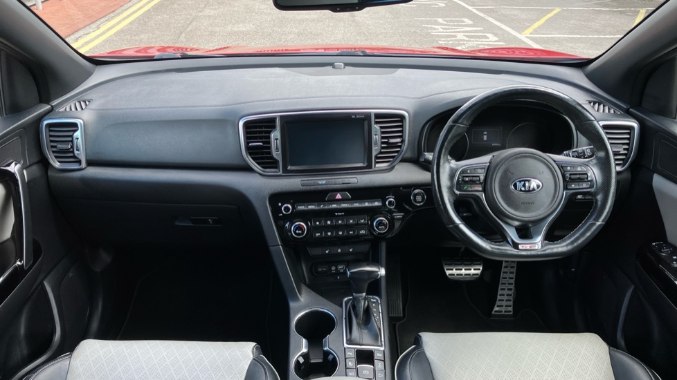 Kia Sportage 2.0 CRDi GT-Line S 5dr Auto [AWD] Diesel Estate - Image 10