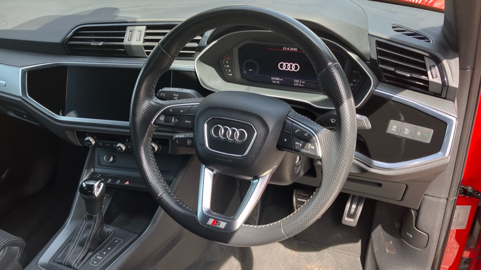 Audi Q3 35 TFSI S Line 5dr S Tronic Petrol Estate - Image 11