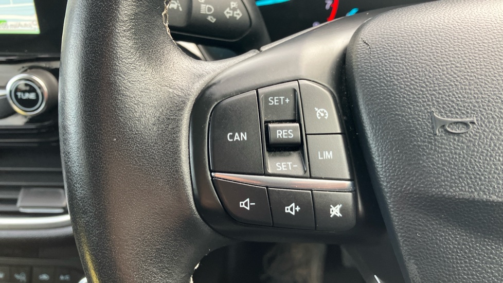 Ford Fiesta 1.0 EcoBoost Titanium 5dr Petrol Hatchback - Image 22