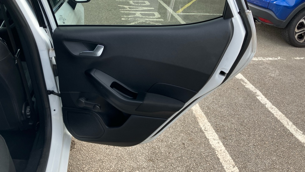 Ford Fiesta 1.0 EcoBoost Titanium 5dr Petrol Hatchback - Image 30