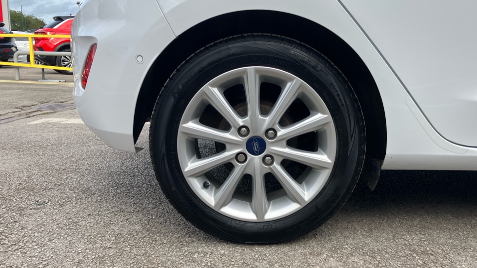 Ford Fiesta 1.0 EcoBoost Titanium 5dr Petrol Hatchback - Image 36