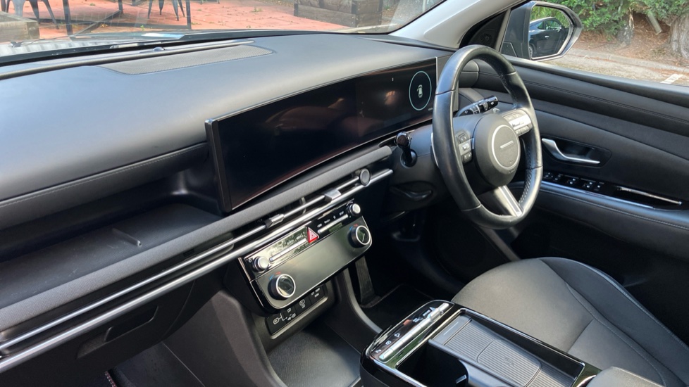 Hyundai TUCSON 1.6T Hybrid Premium 5dr Auto Hybrid Estate - Image 9