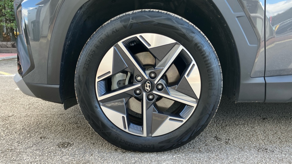 Hyundai TUCSON 1.6T Hybrid Premium 5dr Auto Hybrid Estate - Image 39