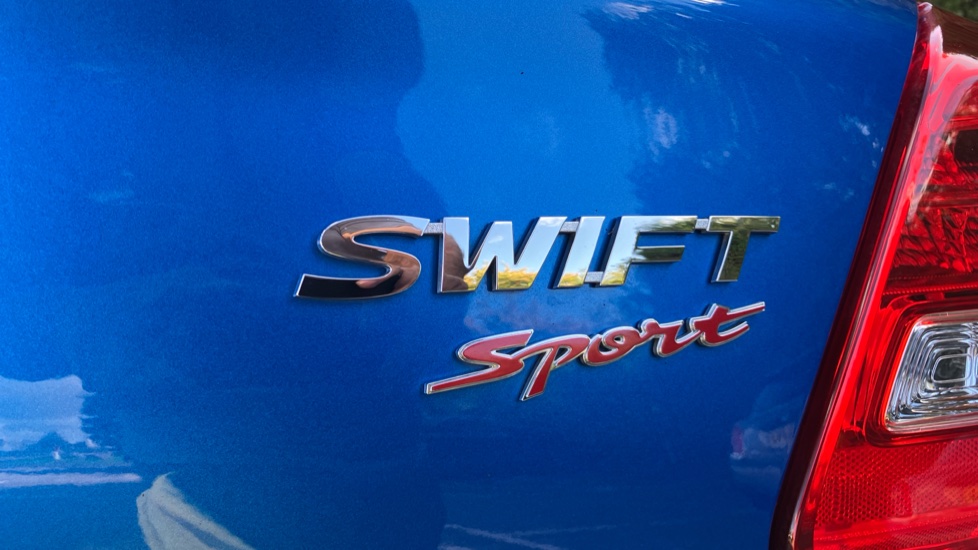 Suzuki Swift 1.4 Boosterjet 48V Hybrid Sport 5dr Petrol Hatchback - Image 40