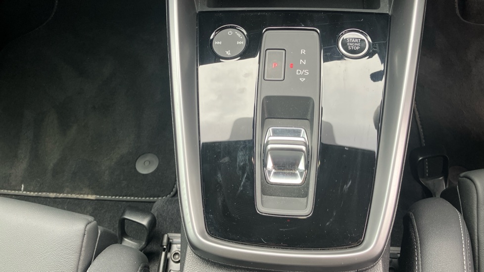 Audi A3 40 TFSI e S Line 5dr S Tronic Hatchback - Image 38