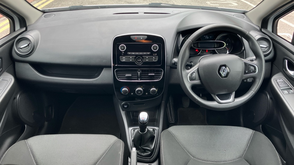 Renault Clio 1.2 16V Play 5dr Petrol Hatchback - Image 10