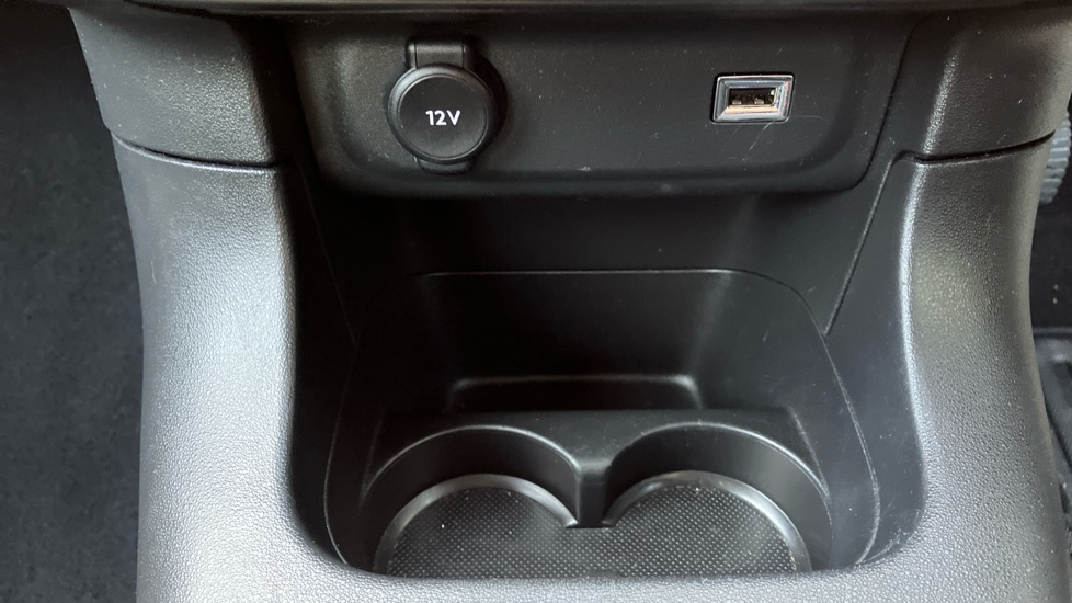 Citroen C3 1.2 PureTech 83 Feel 5dr Petrol Hatchback - Image 25