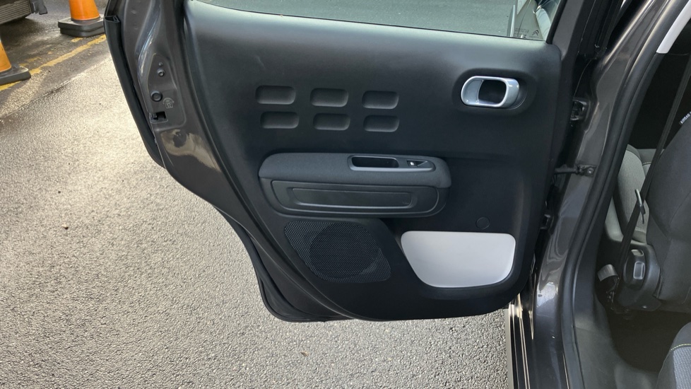 Citroen C3 1.2 PureTech 83 Feel 5dr Petrol Hatchback - Image 31
