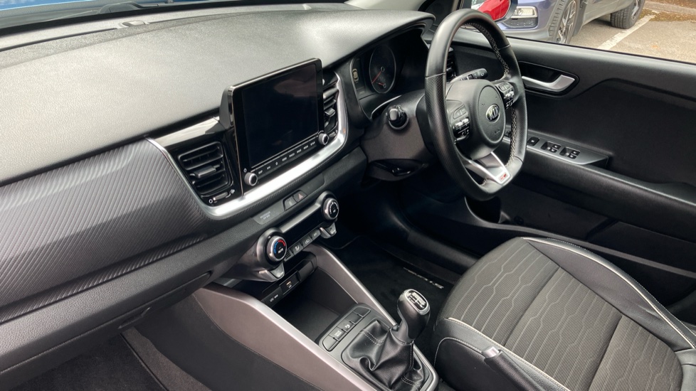 Kia Stonic 1.0T GDi 48V GT-Line 5dr Petrol Estate - Image 9