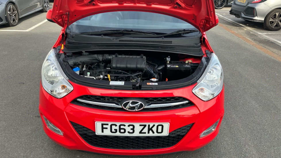 Hyundai i10 1.2 Active 5dr Auto Petrol Hatchback - Image 8