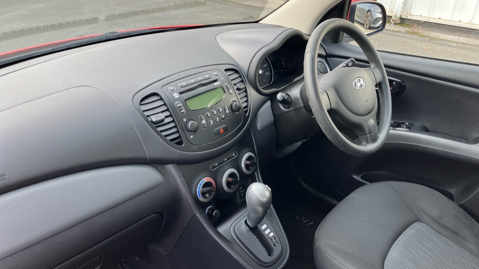 Hyundai i10 1.2 Active 5dr Auto Petrol Hatchback - Image 9