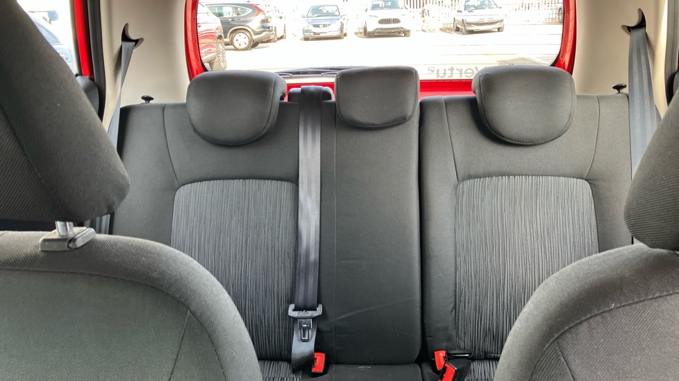 Hyundai i10 1.2 Active 5dr Auto Petrol Hatchback - Image 15