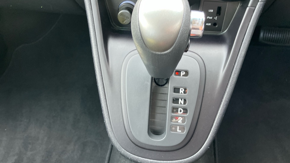 Hyundai i10 1.2 Active 5dr Auto Petrol Hatchback - Image 24