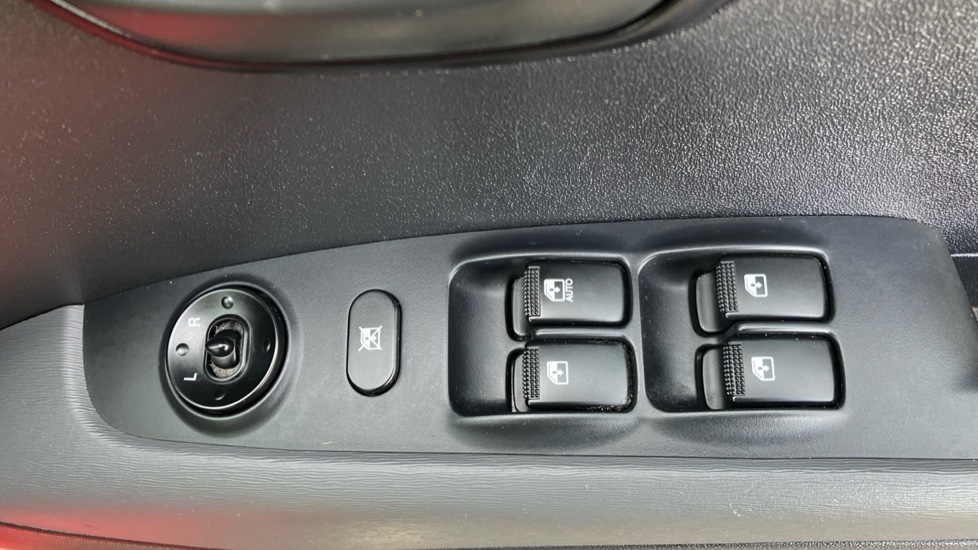 Hyundai i10 1.2 Active 5dr Auto Petrol Hatchback - Image 28