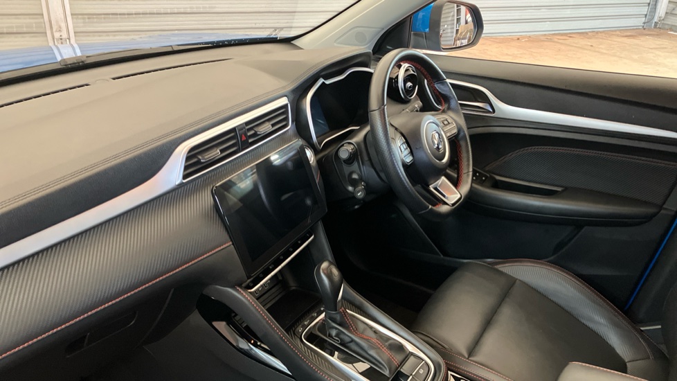 MG ZS 1.0T GDi Exclusive 5dr DCT Petrol Hatchback - Image 9