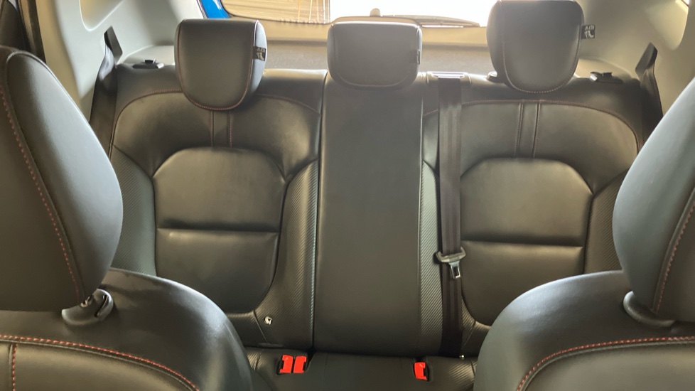 MG ZS 1.0T GDi Exclusive 5dr DCT Petrol Hatchback - Image 15