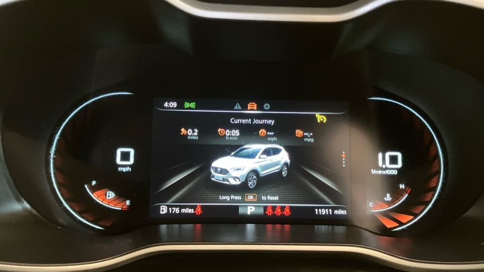 MG ZS 1.0T GDi Exclusive 5dr DCT Petrol Hatchback - Image 18