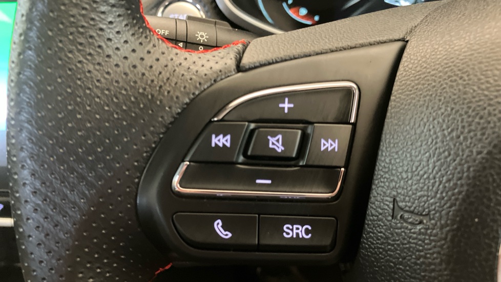 MG ZS 1.0T GDi Exclusive 5dr DCT Petrol Hatchback - Image 22
