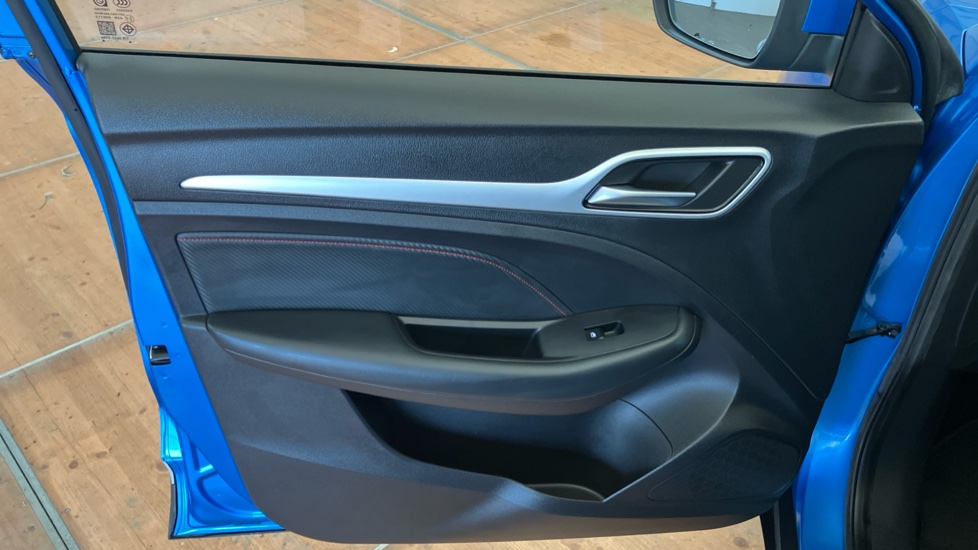 MG ZS 1.0T GDi Exclusive 5dr DCT Petrol Hatchback - Image 30