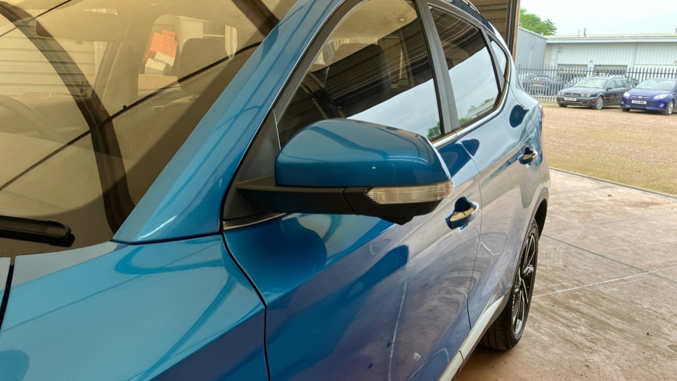 MG ZS 1.0T GDi Exclusive 5dr DCT Petrol Hatchback - Image 31