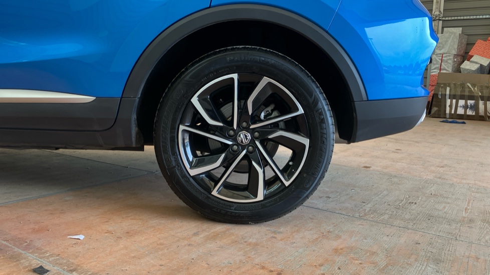 MG ZS 1.0T GDi Exclusive 5dr DCT Petrol Hatchback - Image 35