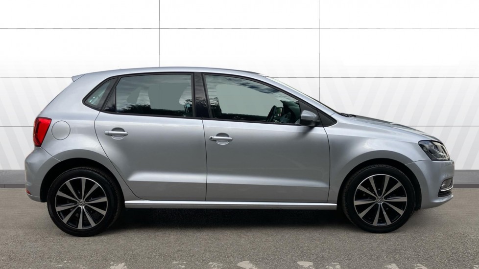 Volkswagen Polo 1.2 TSI SE 5dr Petrol Hatchback - Image 5