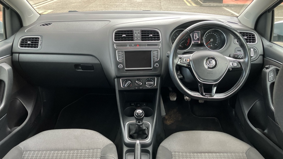 Volkswagen Polo 1.2 TSI SE 5dr Petrol Hatchback - Image 10