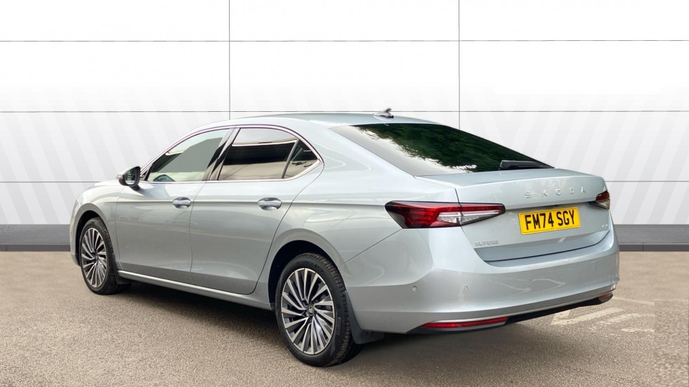 Skoda Superb 2.0 TDI 193 Laurin + Klement 4X4 5dr DSG Diesel Hatchback - Image 2