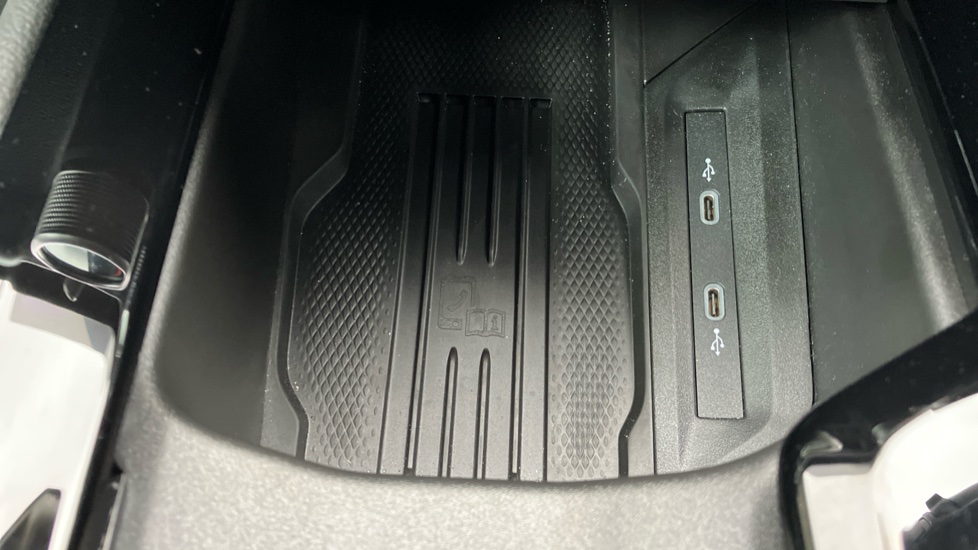 Skoda Superb 2.0 TDI 193 Laurin + Klement 4X4 5dr DSG Diesel Hatchback - Image 28