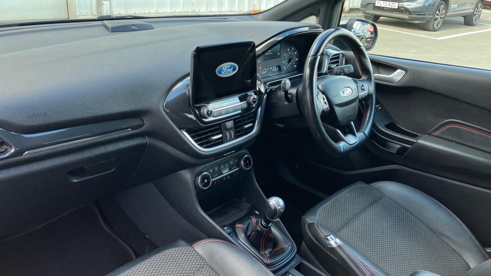 Ford Fiesta 1.0 EcoBoost Hybrid mHEV 155 ST-Line X Edition 3dr Petrol Hatchback - Image 9