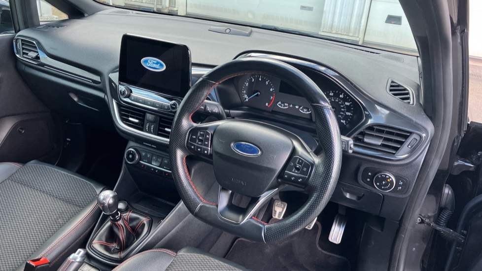 Ford Fiesta 1.0 EcoBoost Hybrid mHEV 155 ST-Line X Edition 3dr Petrol Hatchback - Image 11