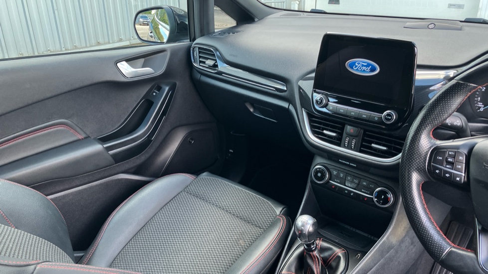 Ford Fiesta 1.0 EcoBoost Hybrid mHEV 155 ST-Line X Edition 3dr Petrol Hatchback - Image 14
