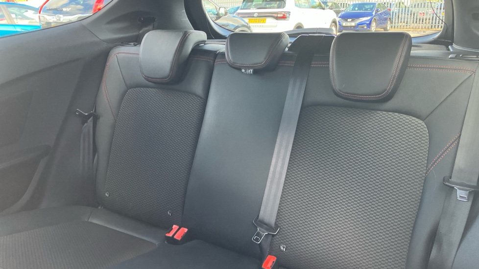Ford Fiesta 1.0 EcoBoost Hybrid mHEV 155 ST-Line X Edition 3dr Petrol Hatchback - Image 16