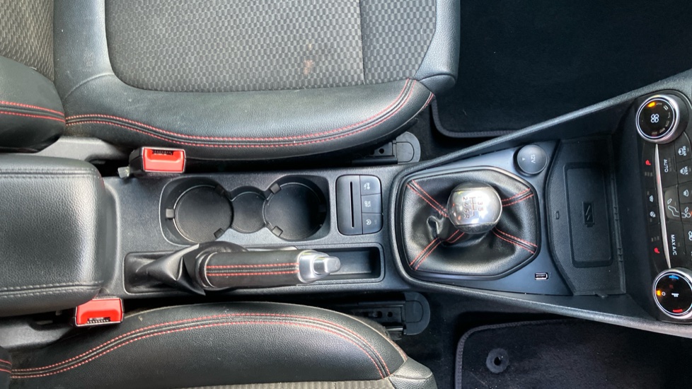 Ford Fiesta 1.0 EcoBoost Hybrid mHEV 155 ST-Line X Edition 3dr Petrol Hatchback - Image 26