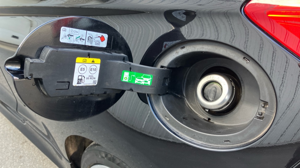 Ford Fiesta 1.0 EcoBoost Hybrid mHEV 155 ST-Line X Edition 3dr Petrol Hatchback - Image 39